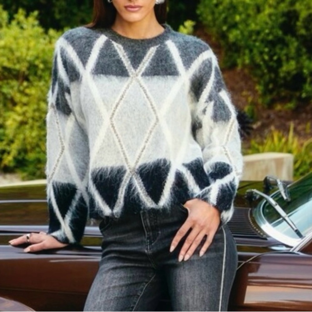 NWT Frank Lyman Montreal Design Collection new with tags. Stunning! Fits medium